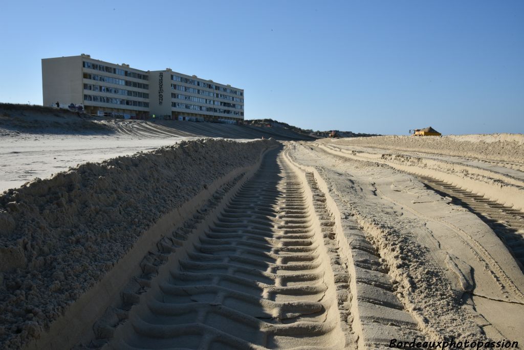 Une halte est prévue pour consolider la base de la dune face à la résidence Le Signal.